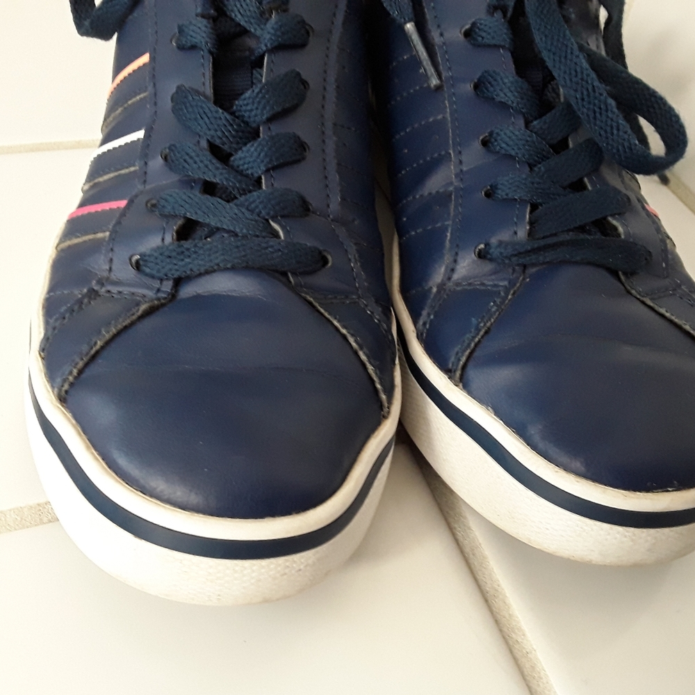 ADIDAS SNEAKERS SIZE 6 - Picture 6 of 9